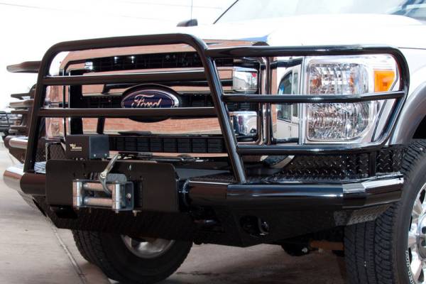 Deluxe Front Bumper - Ford