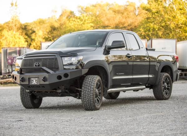 Toyota Tundra with ICI Front Bumper
