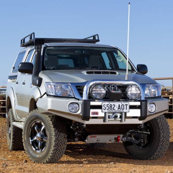 ARB 4x4 Accessories - ARB 3914520 Deluxe Sahara Front Bumper for Toyota Hilux 2011-2015