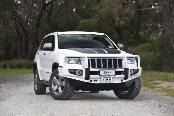 ARB 4x4 Accessories - ARB 3450410 Front Bull Bumper for Jeep Grand Cherokee WK2 2011-2013