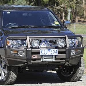 ARB 3446330 Deluxe Front Bumper with Bull Bar for Mitsubishi Triton 2009-2015