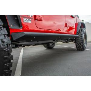 DV8 Offroad - DV8 Offroad SRGL-02 Rock Sliders with Step for Jeep Gladiator JT 2020-2024 - Image 3